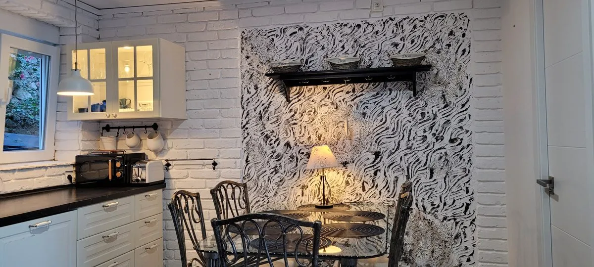 Apartment 4