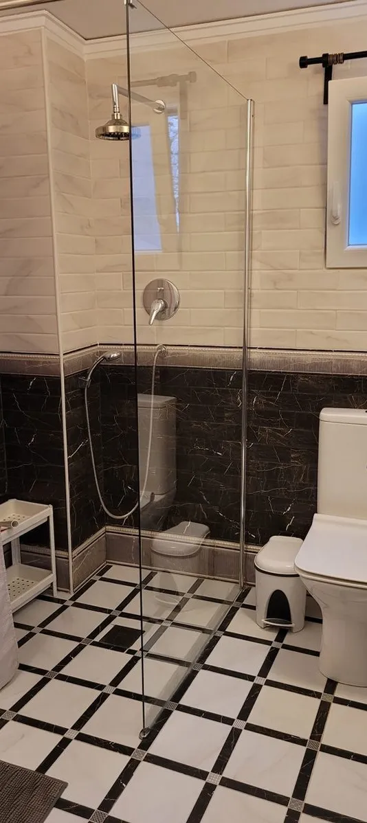Apartment 4
