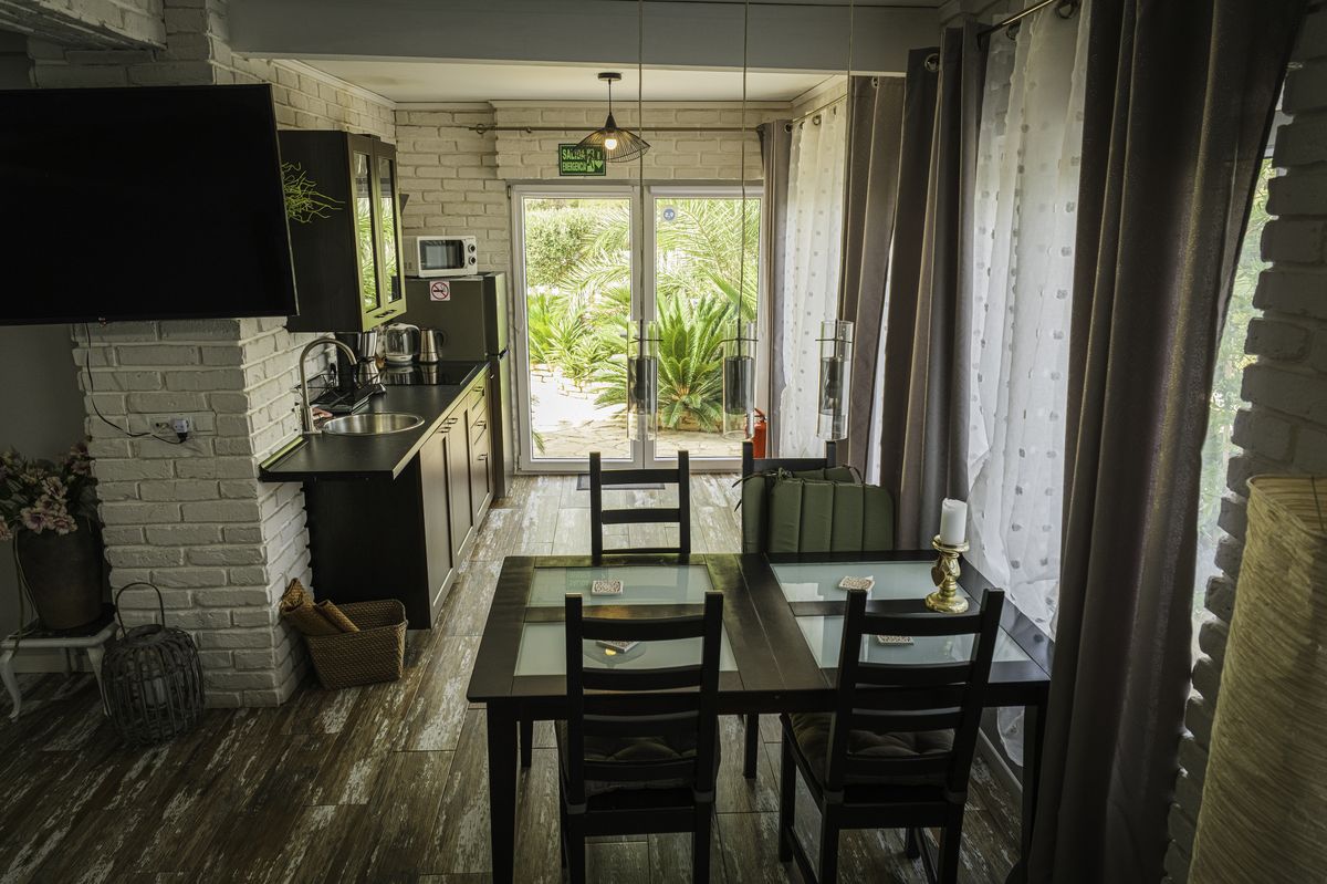 Studio 4 living space