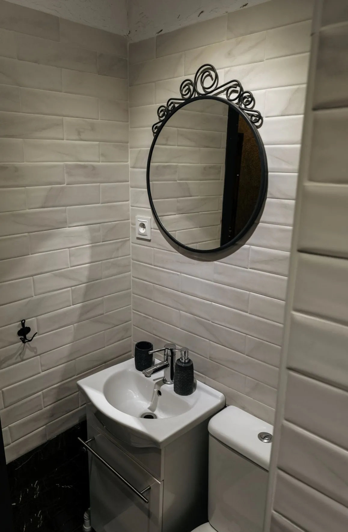 Top-floor Apartment 7