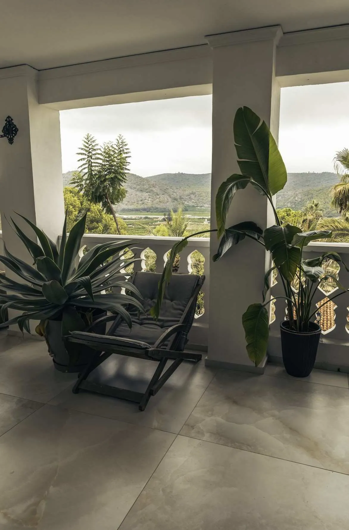 Top-floor Apartment 7