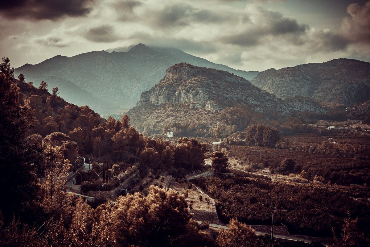 Climbing in Marxuquera